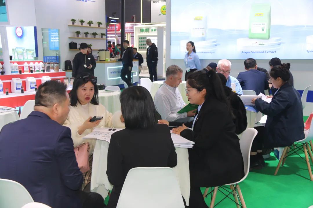 金牌赞助企业米兰生物全新亮相上海CAC国际农化展，以科技实力献礼25周年